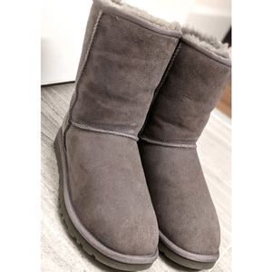 UGG Classic Short boots